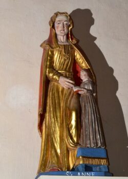 église Saint-Sébastien de Manglieu, statue de sainte Anne
