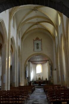 Abbaye Saint-Sébastien de Manglieu, vue de la nef